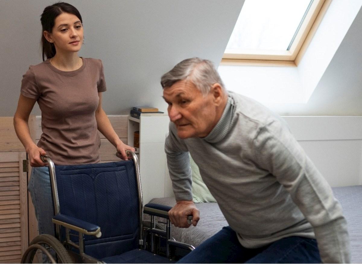 Understanding safe moving and handling practices for people with disabilities